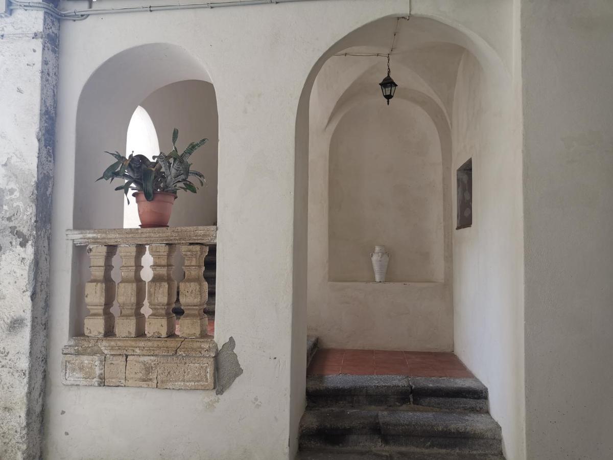 Palazzo Geremia - Le Dimore Dell'Antiquario Apartment Acireale Exterior photo